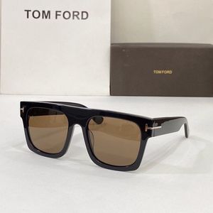 TOM FORD Sunglasses 558
